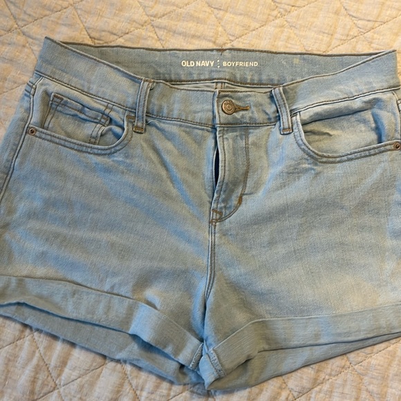 Old Navy Pants - Old Navy boyfriend shorts